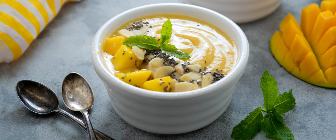 Tropical Turmeric Smoothie Bowl