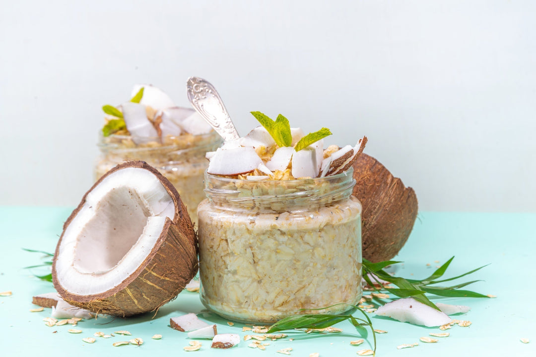 Turmeric &amp; Coconut Overnight Oats